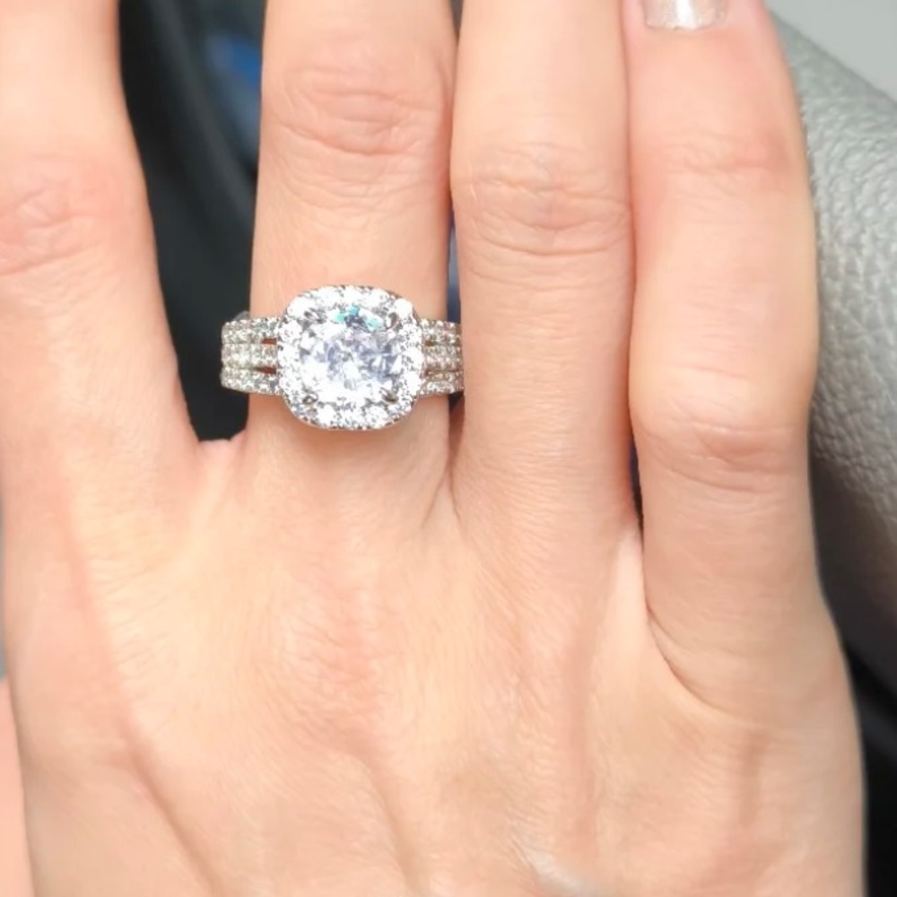 Stunning Brilliant Cubic Zirconia, Triple Band, Luxury, Glam, Engagement Ring - Picture 4 of 10